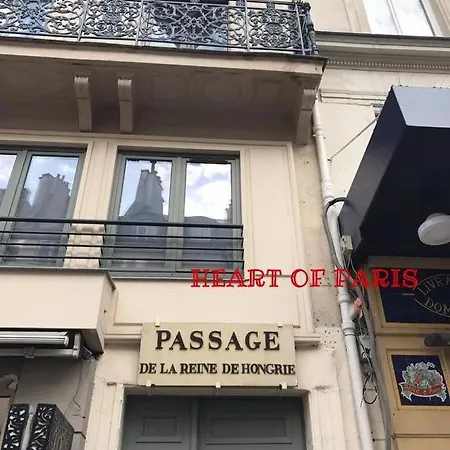 Superb Tiny House In Heart Of 1st! *